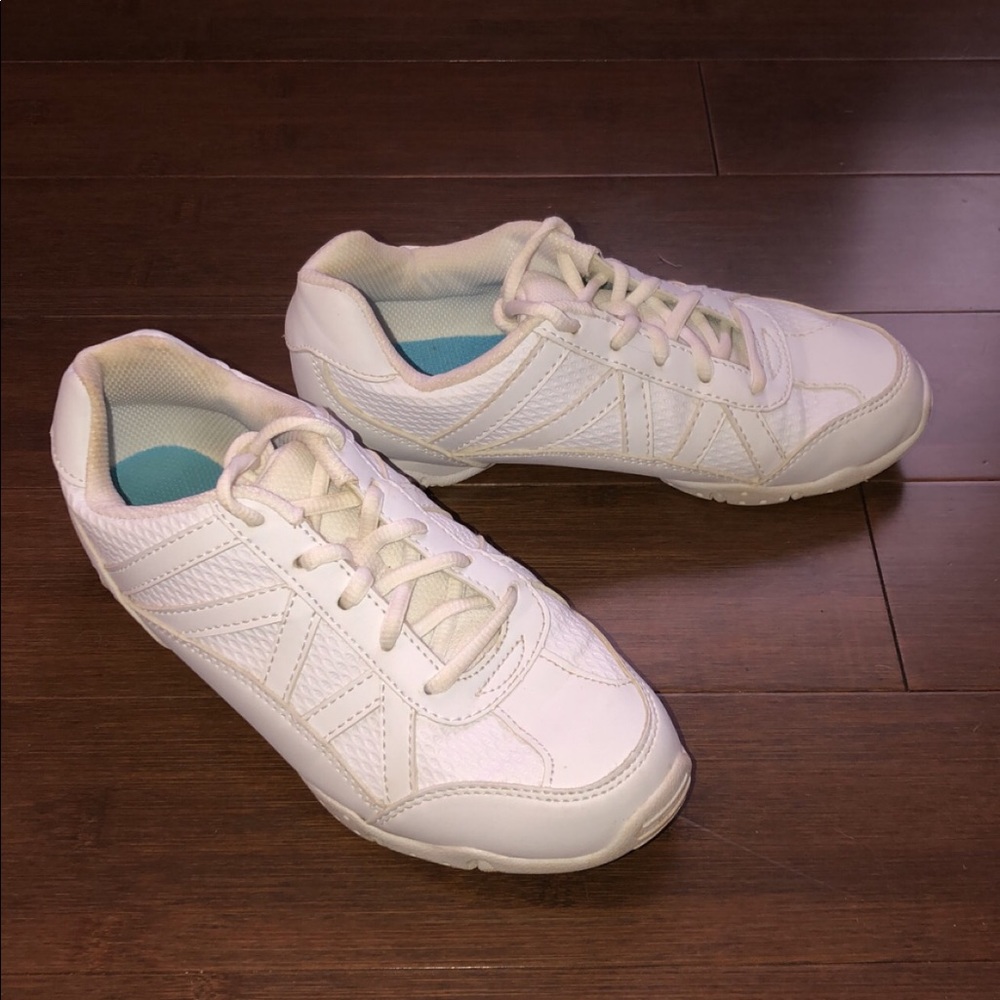 Cheerleading Shoes